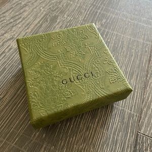 Gucci gift box and ring pouch